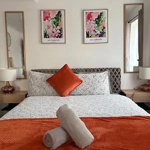 luton-lodge-near-london-luton-airport-luxury-quite.cambridgehotelsuk.com/