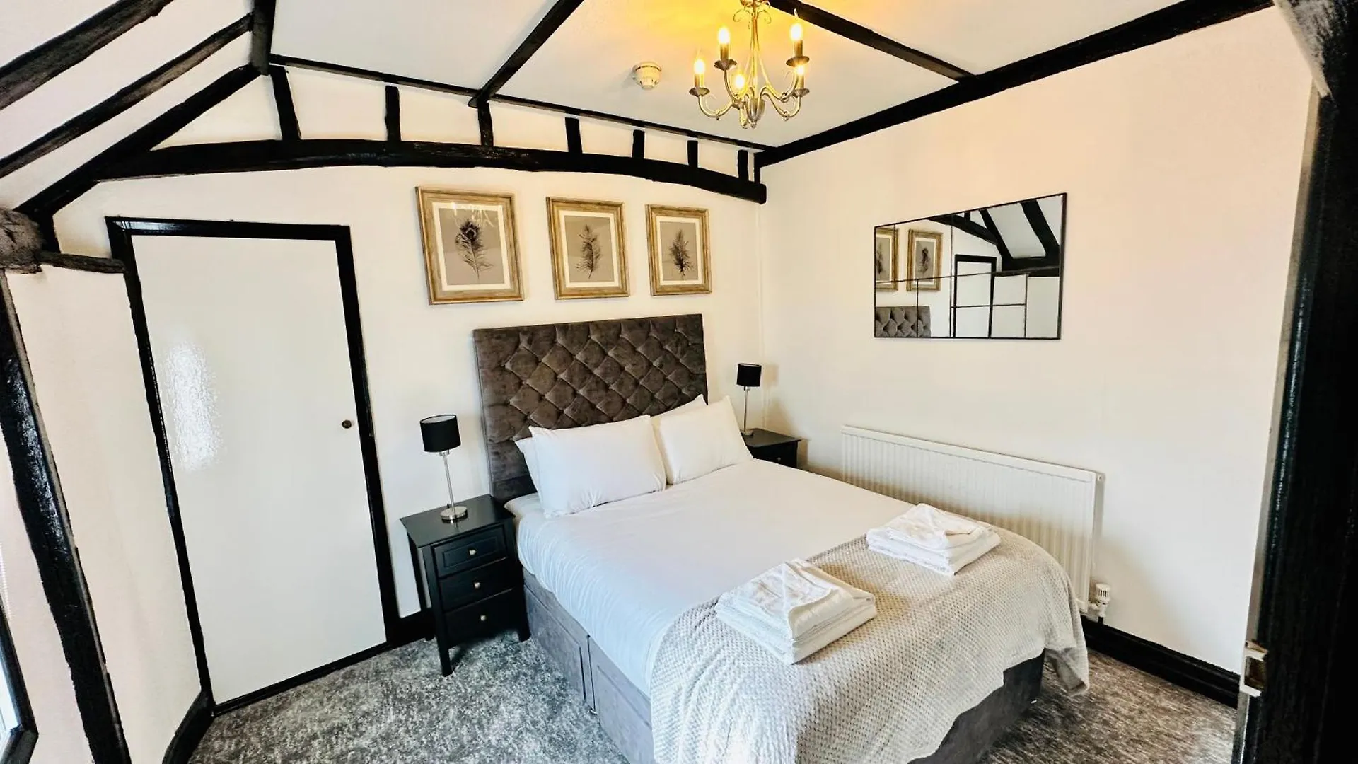 The Ostrich Inn Colnbrook London Heathrow Slough